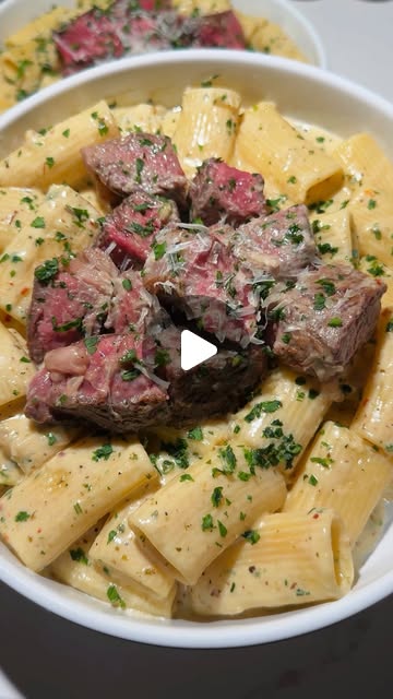 Garlic Parmesan steak pasta ✨